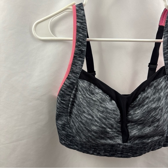Lululemon Athletics Sports Bra 36DD Gray Padded Back Closure Wireless - Picture 4 of 10